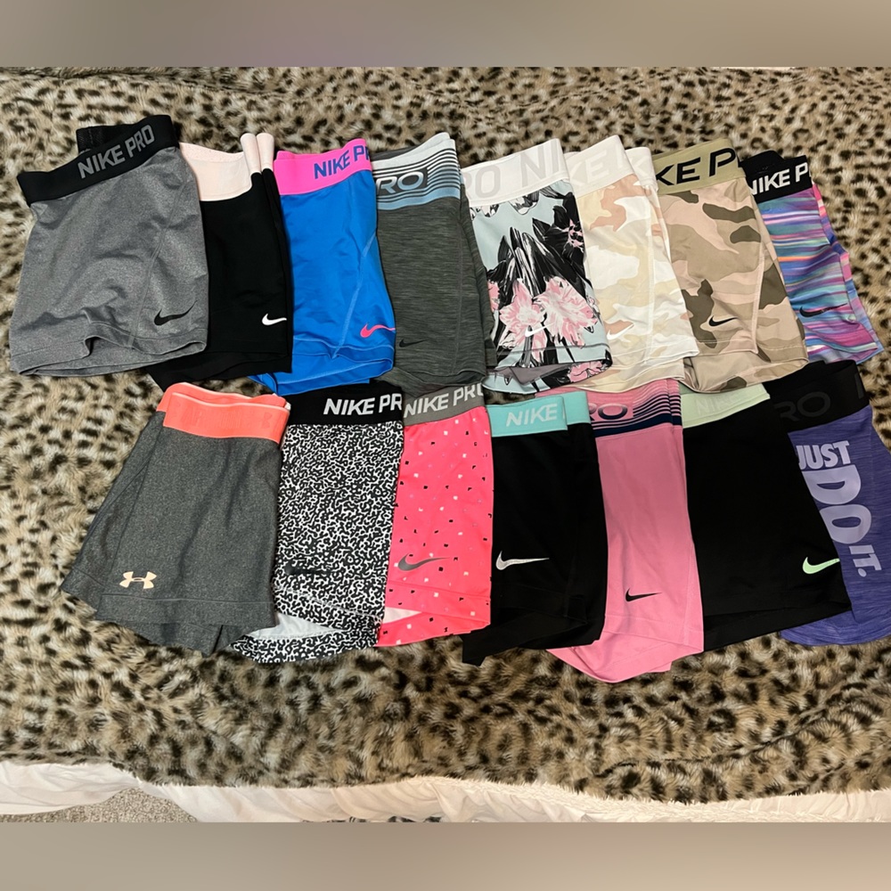 15 pairs of Nike Pros